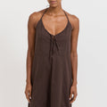 Vestido halter con costuras decorativas - Marrón sepia