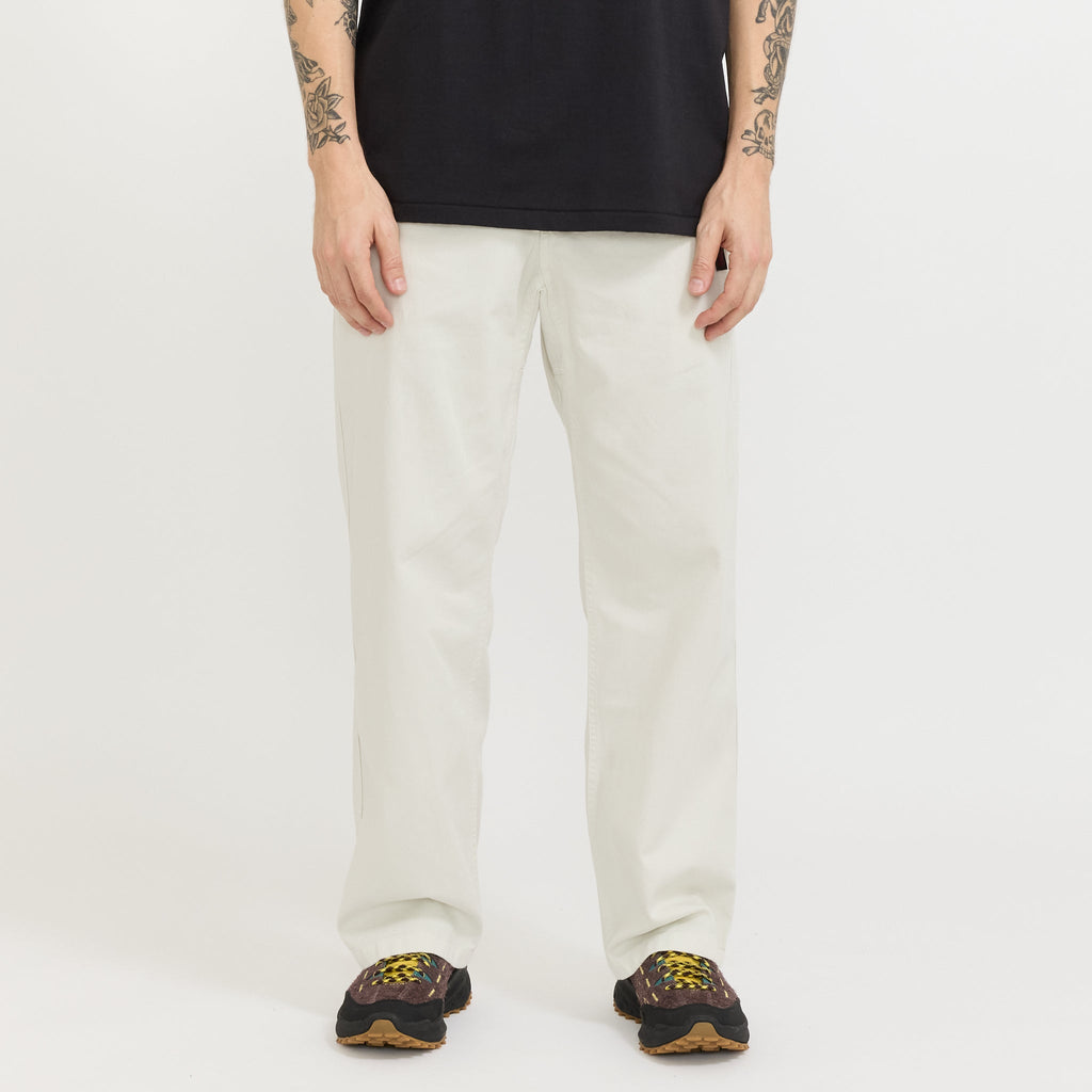 Pantalón recto Gramicci Haze Pigment - Gris bruma